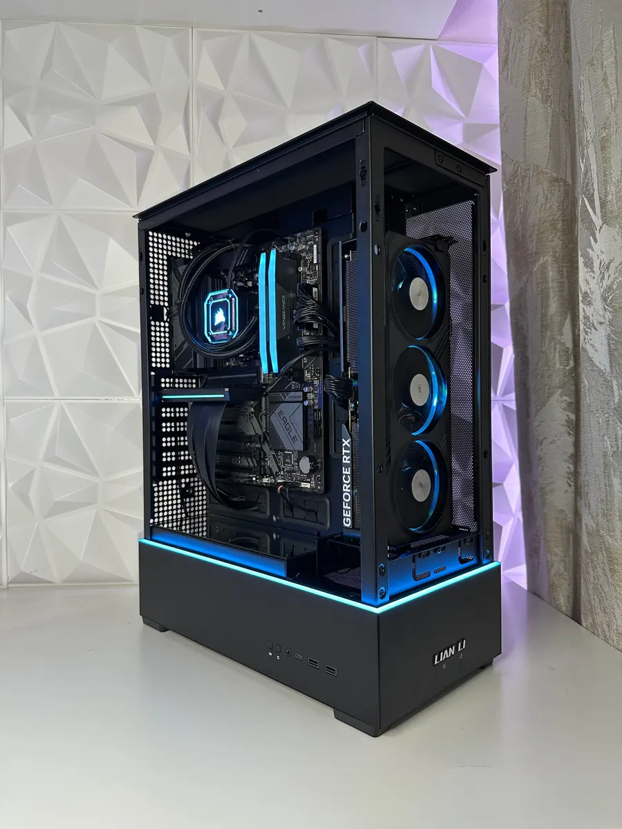 RTX 5070 / Ryzen 7 9700X built by BuildT